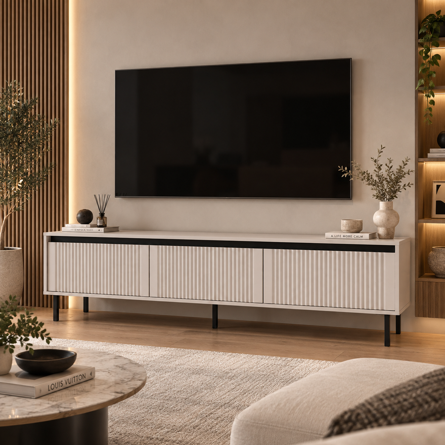 Meuble TV SIENA 3 tiroirs 179 cm – Beige sable – studio nuveria